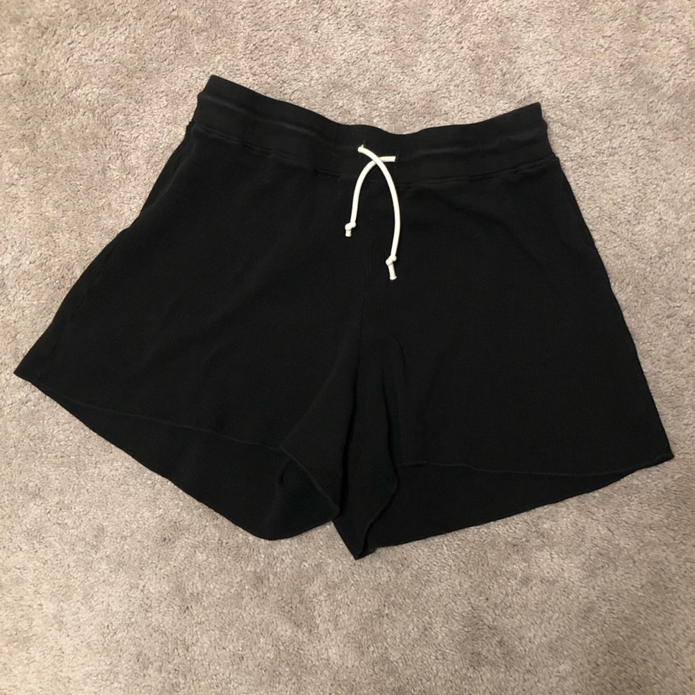 MATE the Label Thermal Shorts